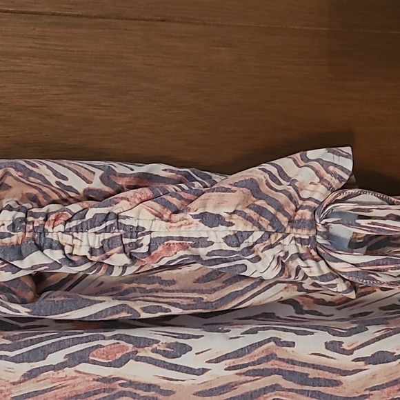 NWT Cato ruched sleeve tan, browns & rust colored top Sz L - Picture 5 of 8